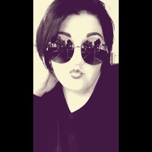 Meet your Posher, Jamie